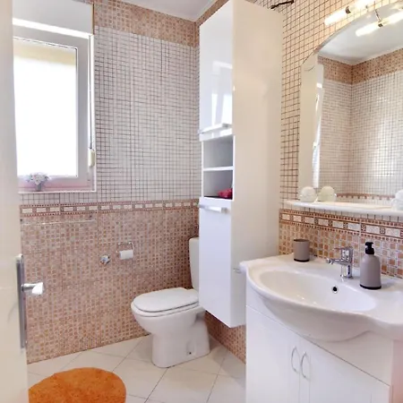 Fuer 4 Personen Nahe Dem Zentrum Von Apartment *