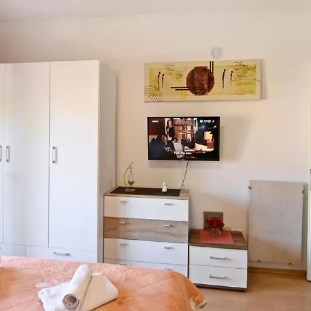 Fuer 4 Personen Nahe Dem Zentrum Von Apartment