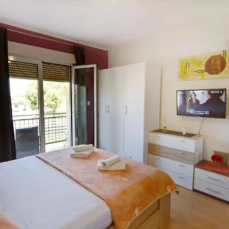 Fuer 4 Personen Nahe Dem Zentrum Von Apartment